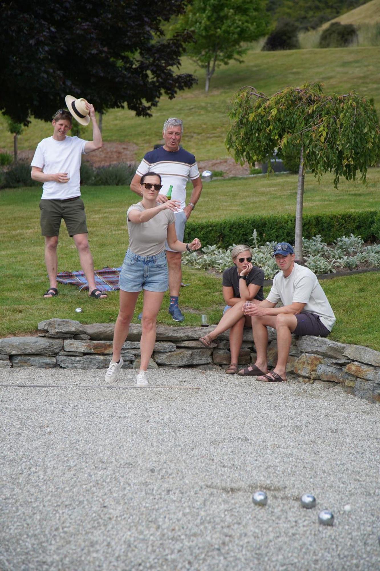 Mt Rosa Lodge Boutique Vineyard Accommodation Wanaka Eksteriør billede