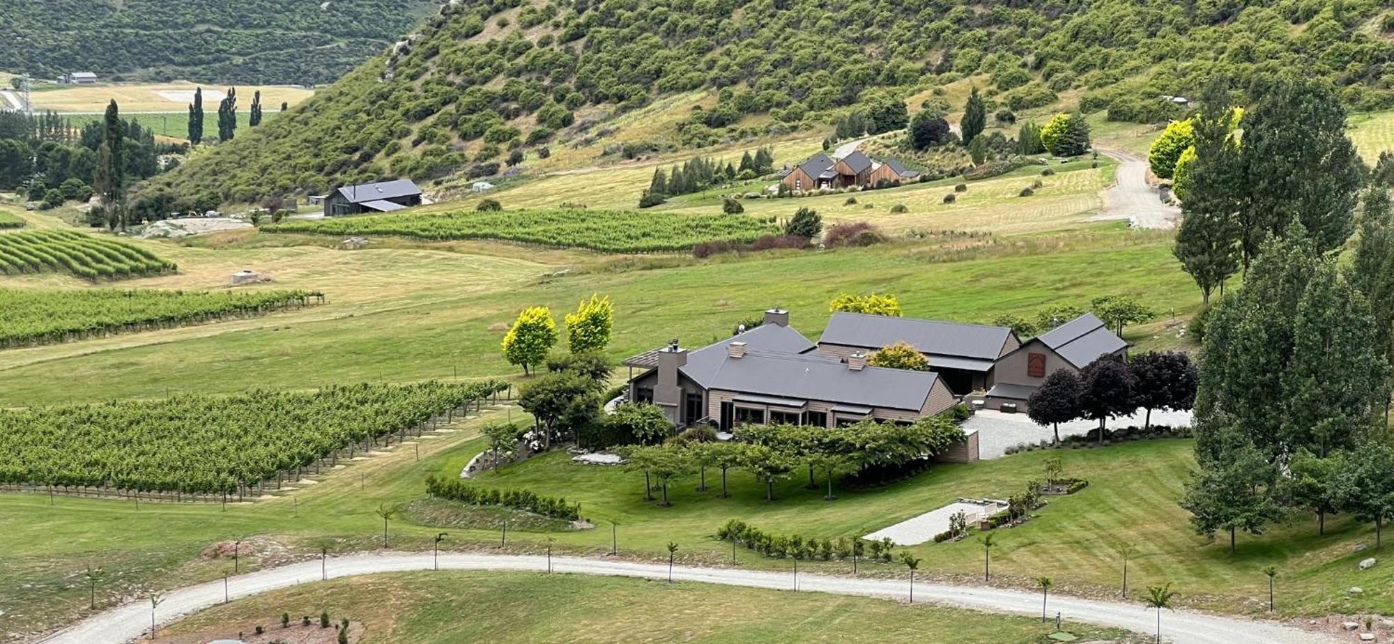 Mt Rosa Lodge Boutique Vineyard Accommodation Wanaka Eksteriør billede