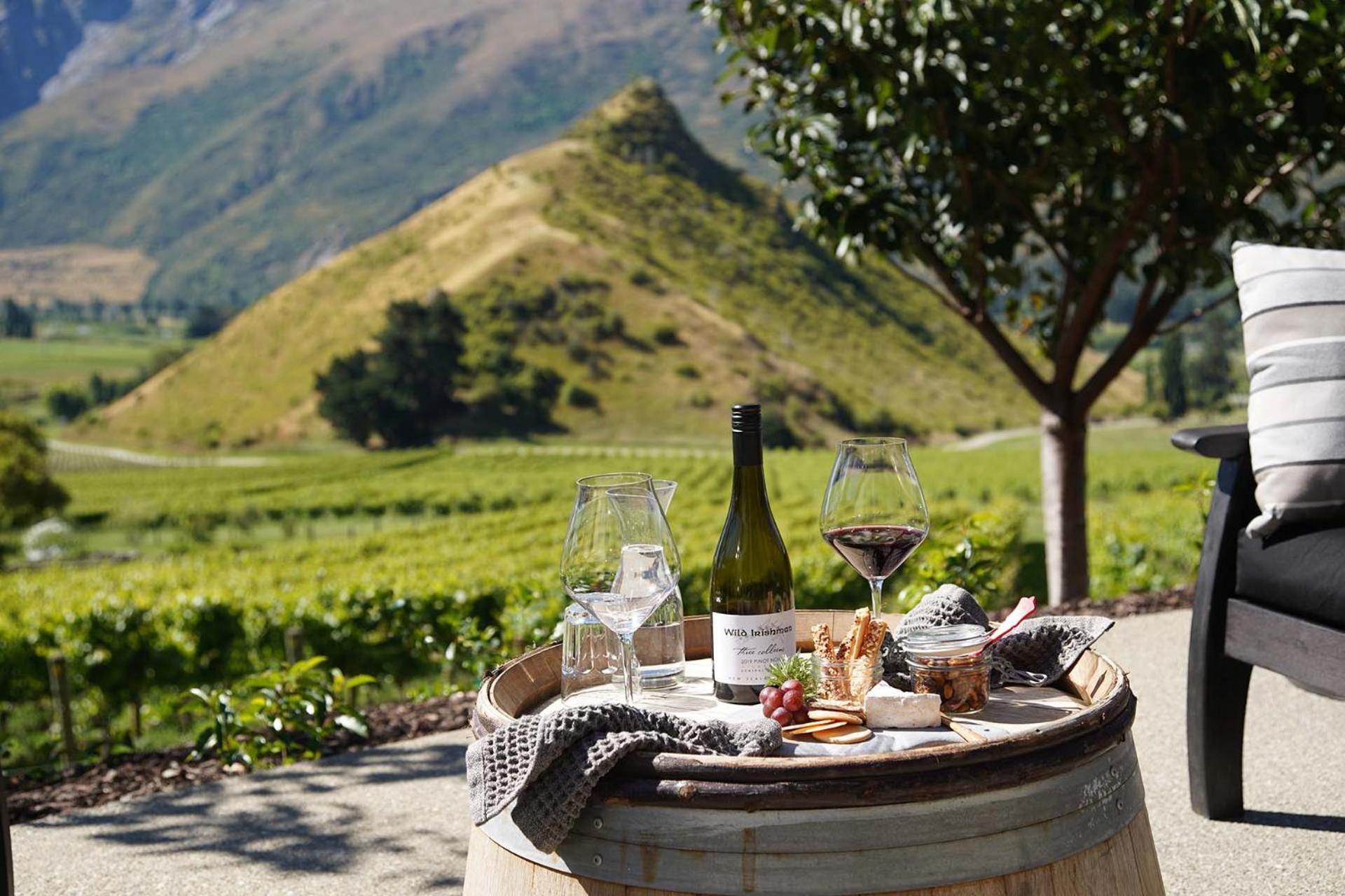 Mt Rosa Lodge Boutique Vineyard Accommodation Wanaka Værelse billede