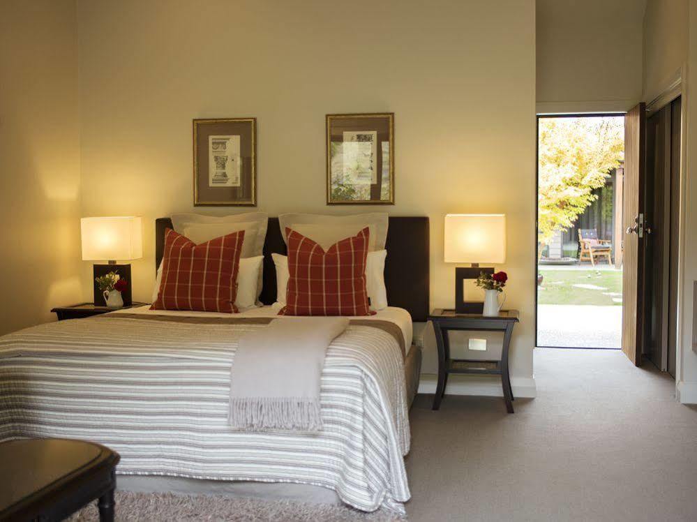 Mt Rosa Lodge Boutique Vineyard Accommodation Wanaka Eksteriør billede